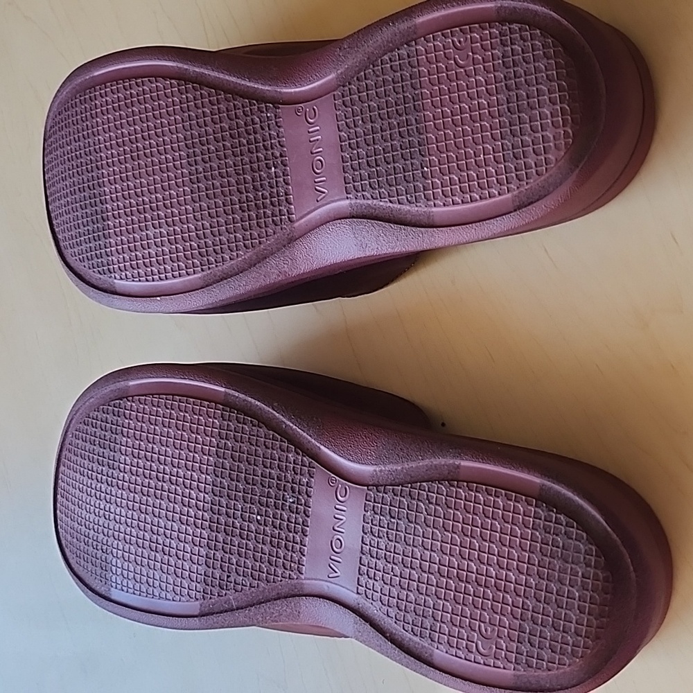 ⭐️Sz 9 Vionic Monica Maroon Slide Sandals - Picture 6 of 7